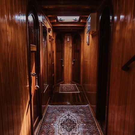 Sicily Sea Charter Hande Capo Galera Hotel Палермо Екстериор снимка