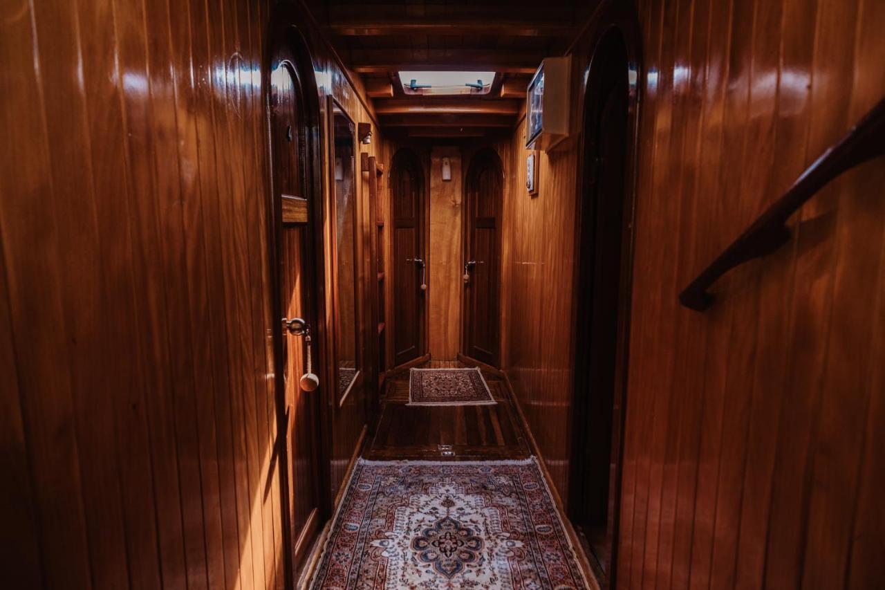 Sicily Sea Charter Hande Capo Galera Hotel Палермо Екстериор снимка