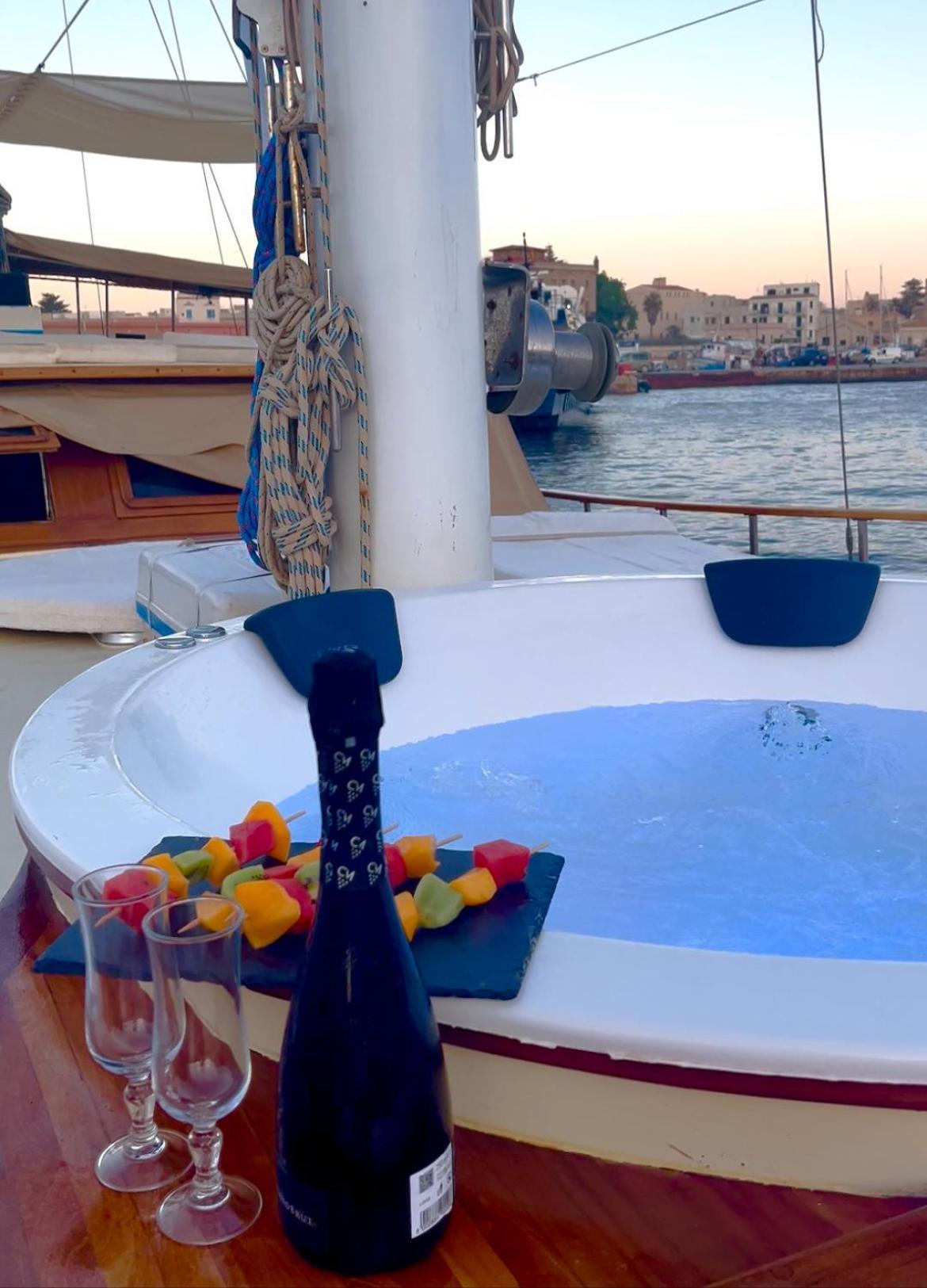 Sicily Sea Charter Hande Capo Galera Hotel Палермо Екстериор снимка